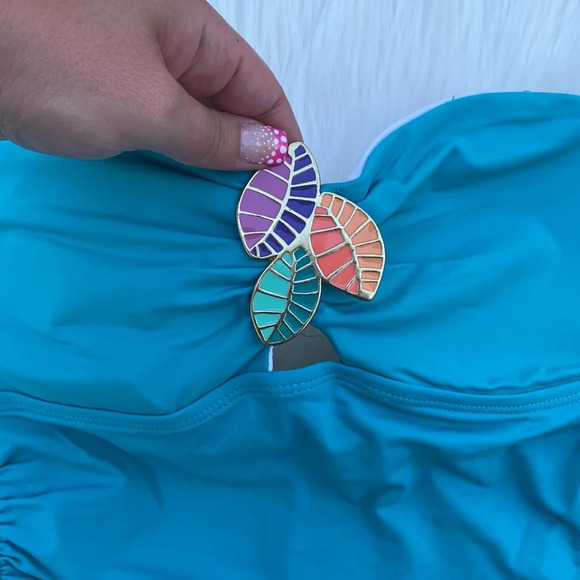 Anne Cole one piece ruched bathing suit - Picture 3 of 5